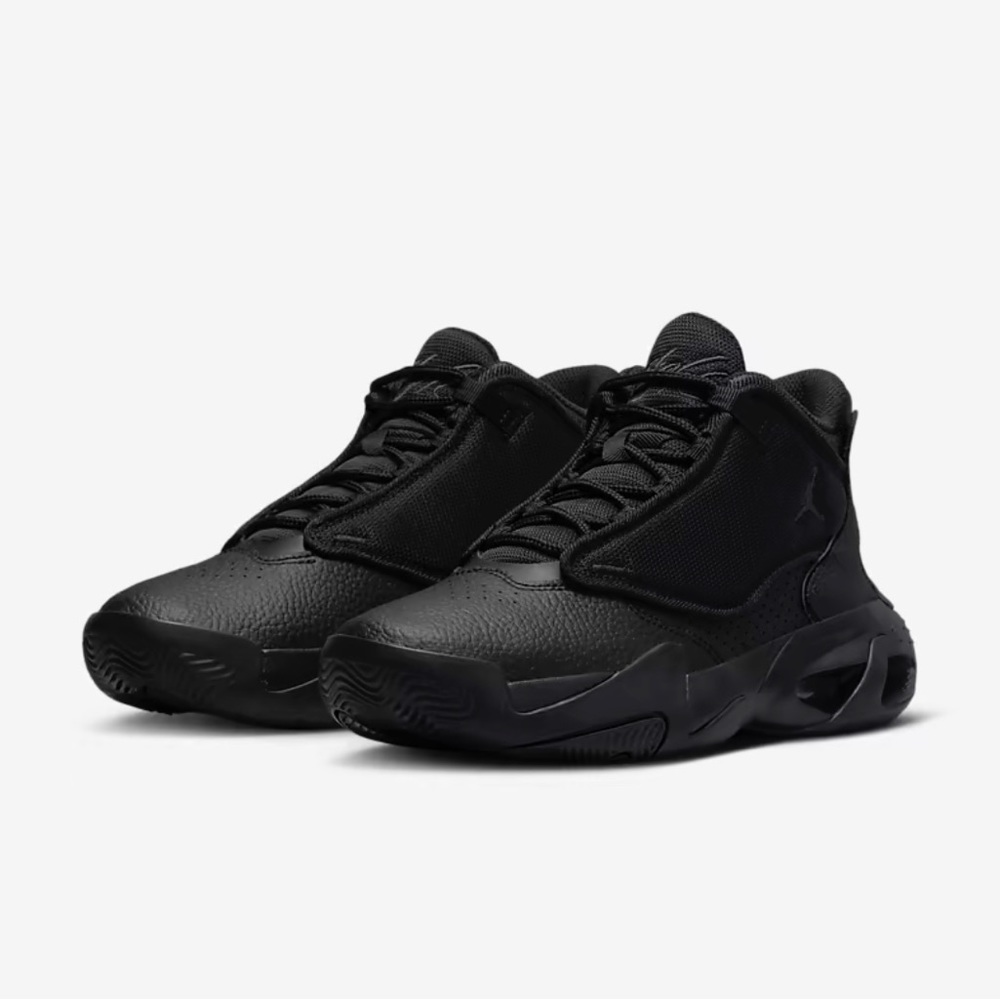 Jordan Max Aura 4